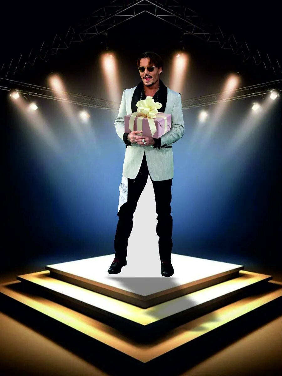 Ростовая фигура Джонни Депп с подарком — фото 1