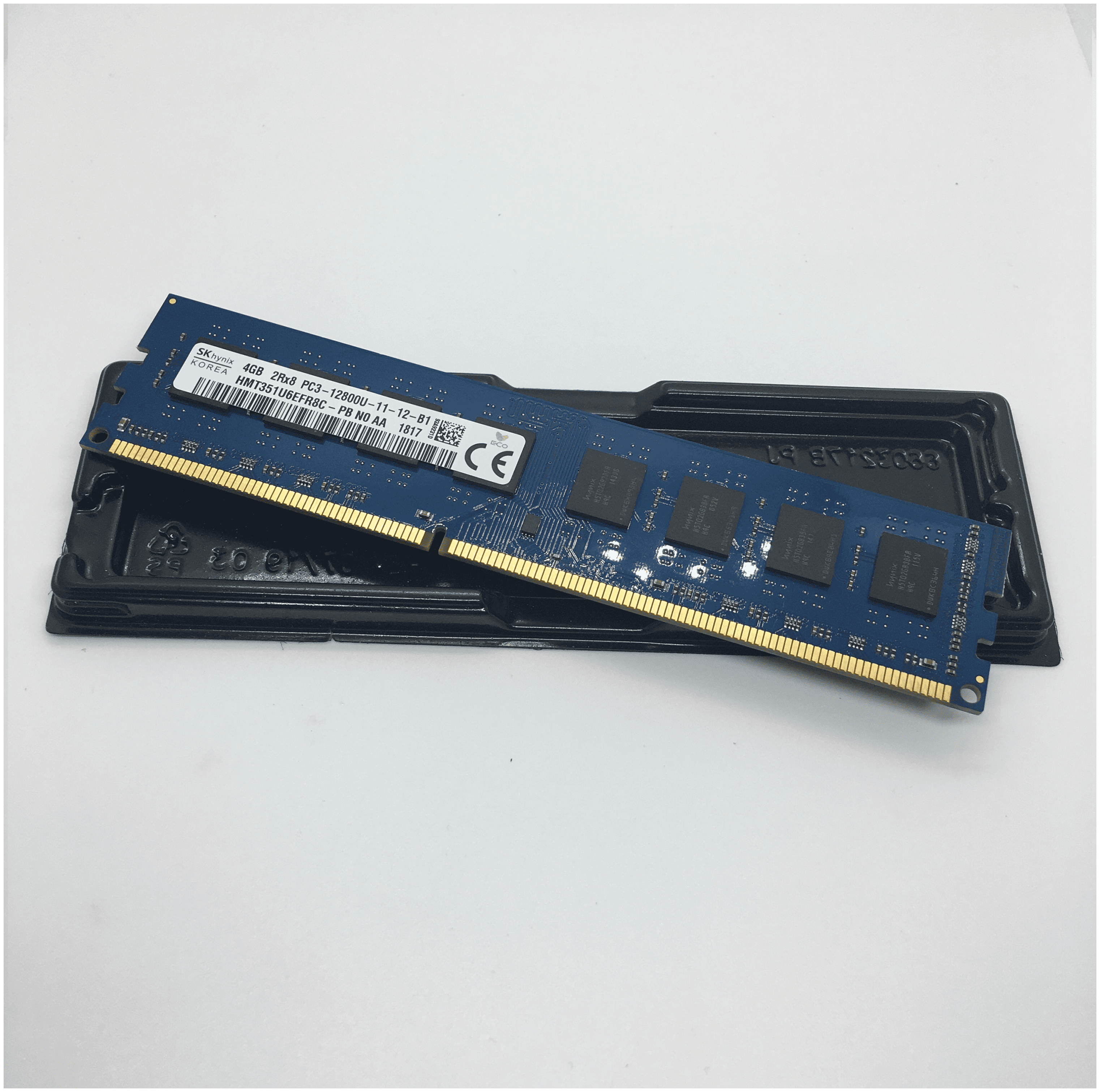 Оперативная память Hynix DDR3 4 ГБ 1600 MHz DIMM PC3-12800U 1x4 ГБ для компьютера