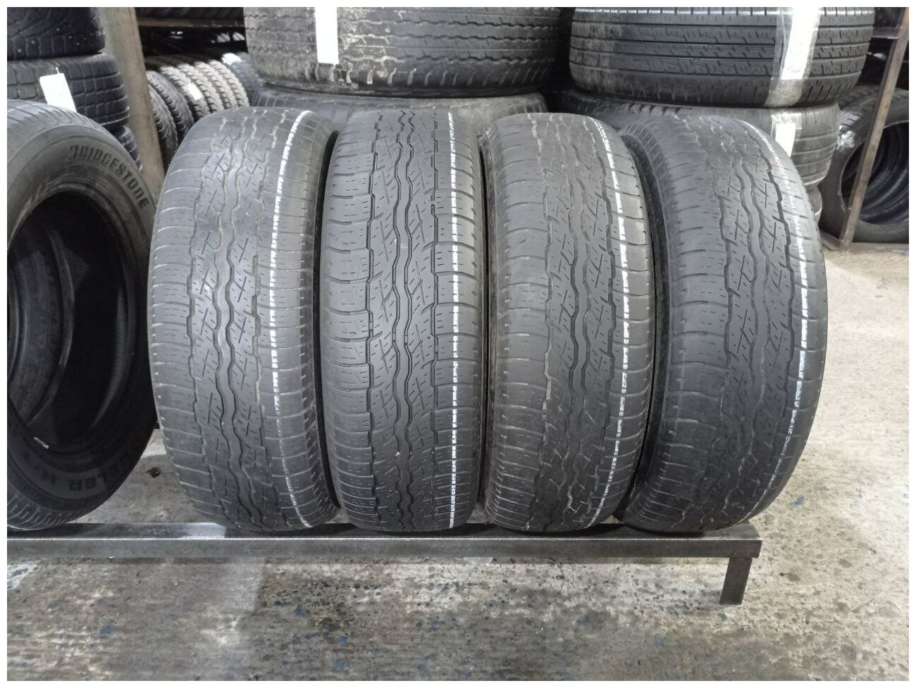 Bridgestone Dueler H/T 687 225/65 R17 БУ Шины Летние