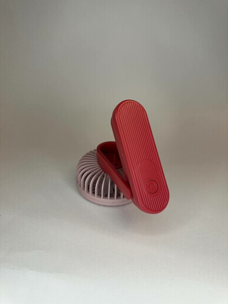 Беспроводной портативный мини вентилятор красный/ Ручной вентилятор / Маленький вентилятор - фотография № 7
