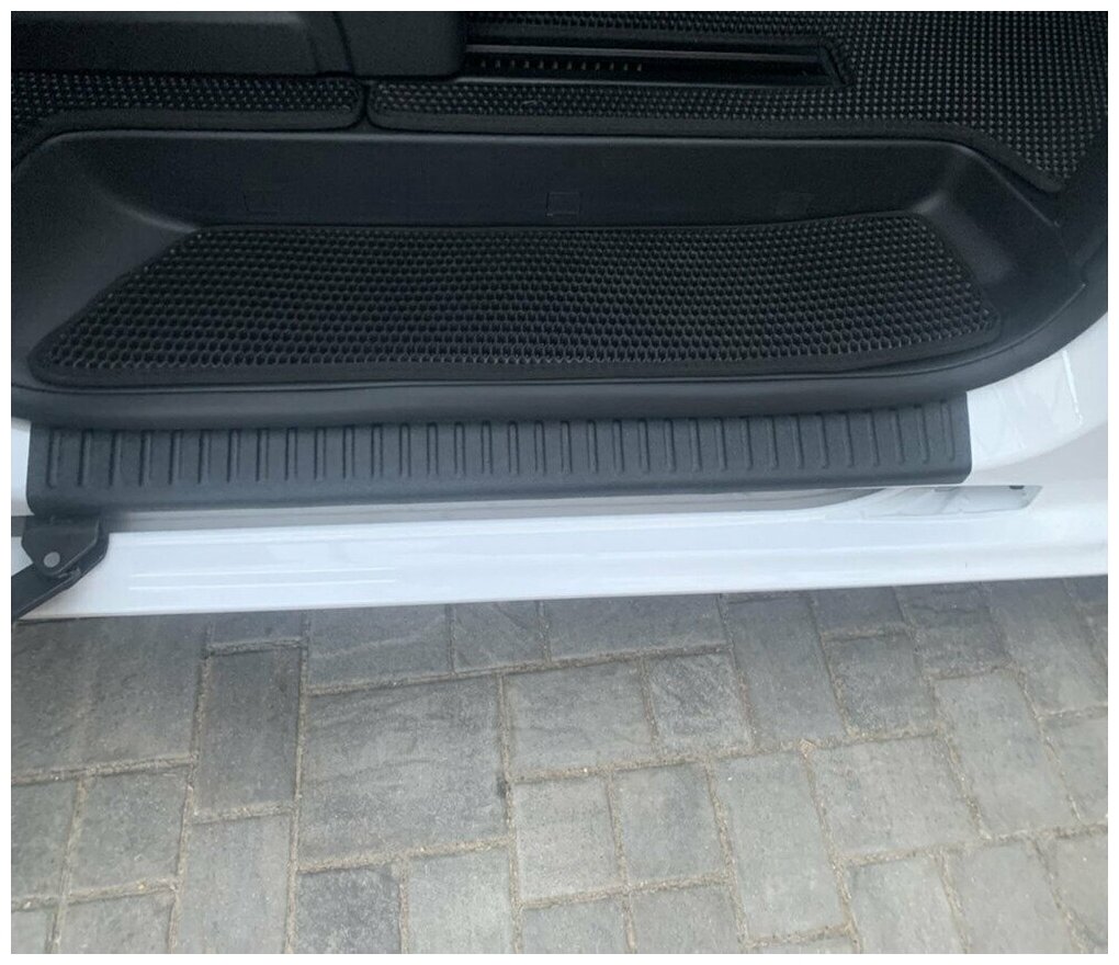 Накладки на пороги сдвижных дверей Peugeot Traveller L3 2016-