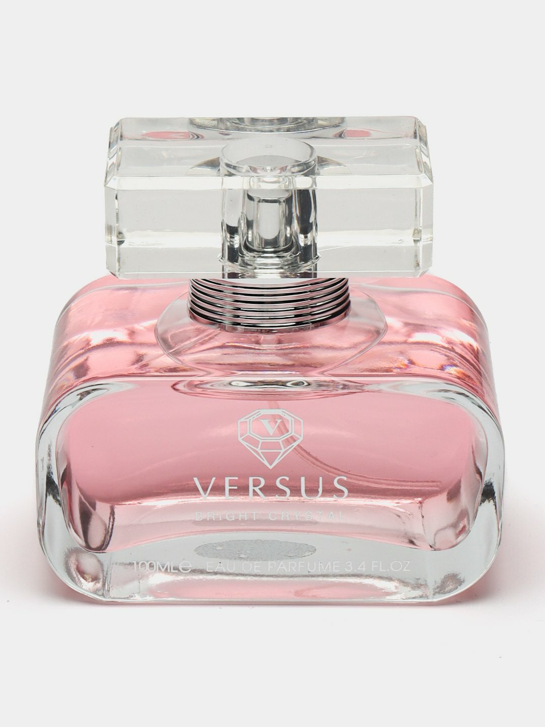 Versus — аромат, вдохновлённый атмосферой высокой моды. Для женщин, которые звучат громко даже в тишине.