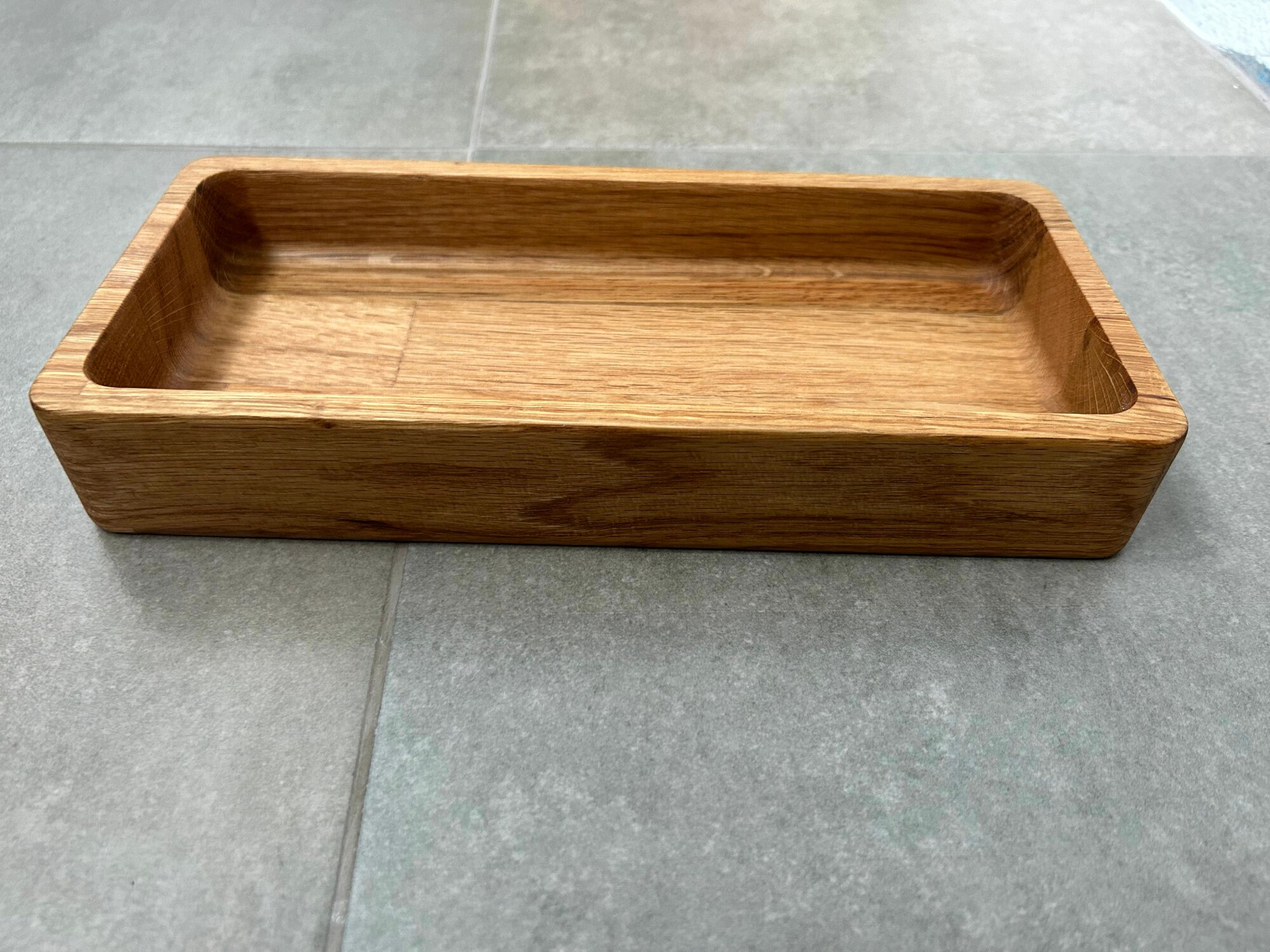 Сервировочная доска лоток из дуба для подачи столовых приборов 12х26х4 см. (120х260х40) прямоугольная с бортиком. Дуб.