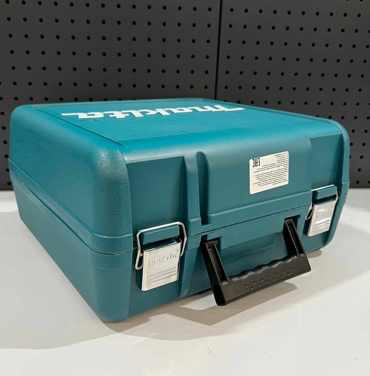 Кейс Makita 824880-8, ABS-пластик, 34x32,5 см, для моделей 3620 и RP0900