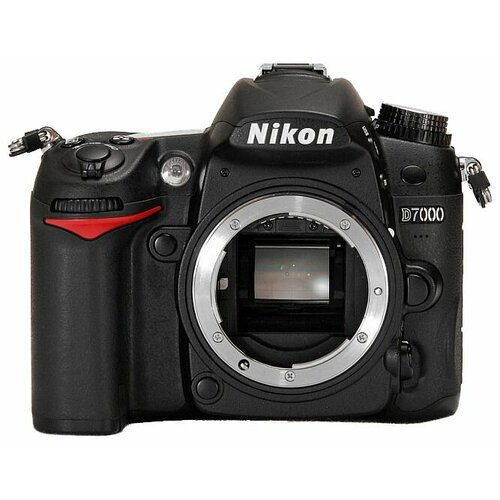 Фотоаппарат Nikon D7000 Body