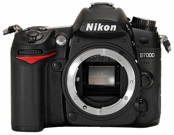 Фотоаппарат Nikon D7000 Body, черный