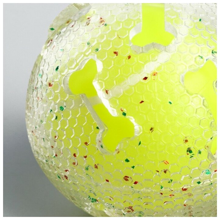 Игрушка для собак"Мяч теннис-косточки 2 в 1",TPR+винил,7,5 см, прозрачная/желтая неон Пижон 7883207 . - фотография № 7