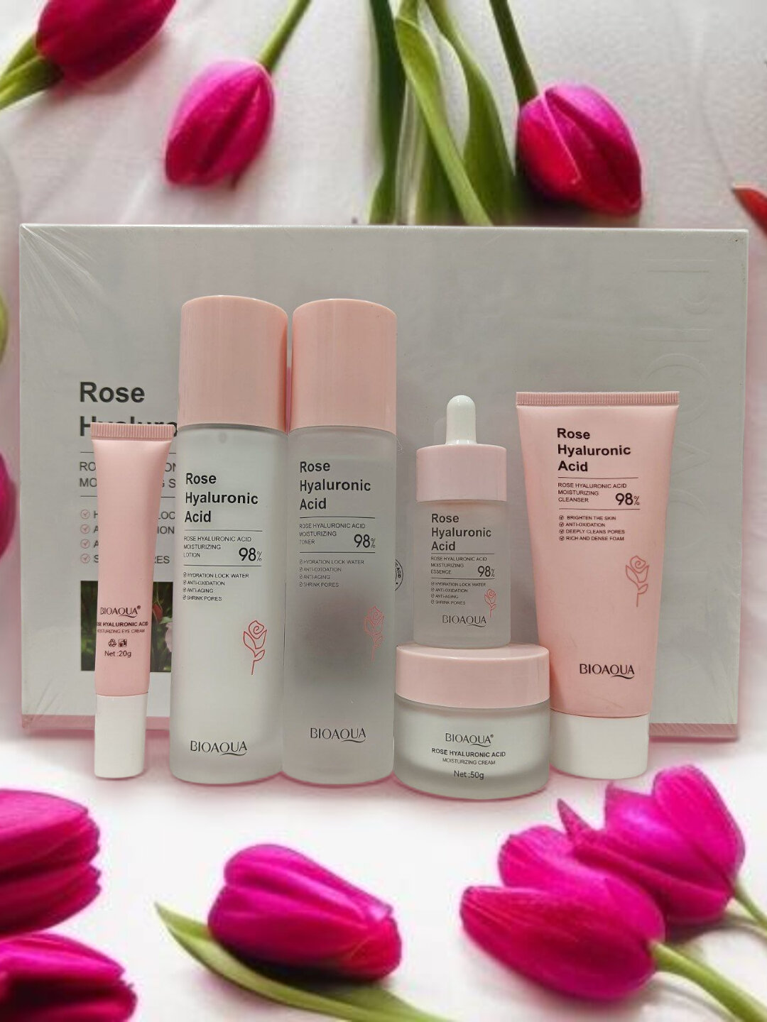 Подарочный набор косметики, с гиалуроновой кислотой для омоложения кожи BIOAQUA