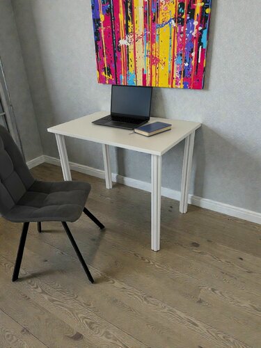 Изображение товара Стол дизайнерский письменный/ цвет столешницы Белый, 90*60 см. Ножки белые.