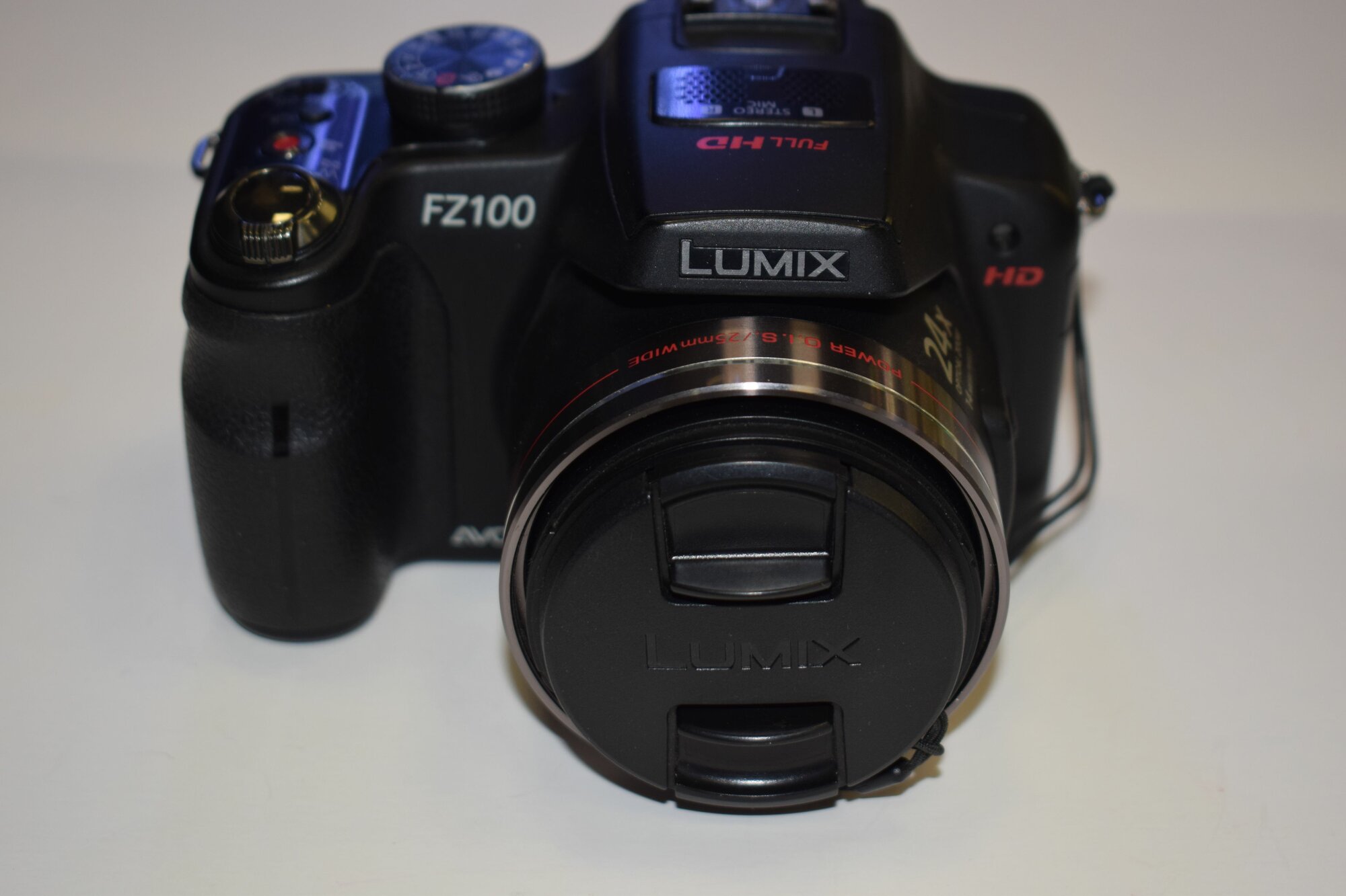 Panasonic Lumix G Vario 14-42mm f/3.5-5.6 Asph Power OIS (Japan