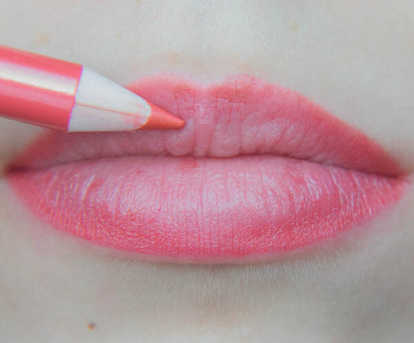 El Corazon Карандаш для губ №241 Miami Beach — фото 1