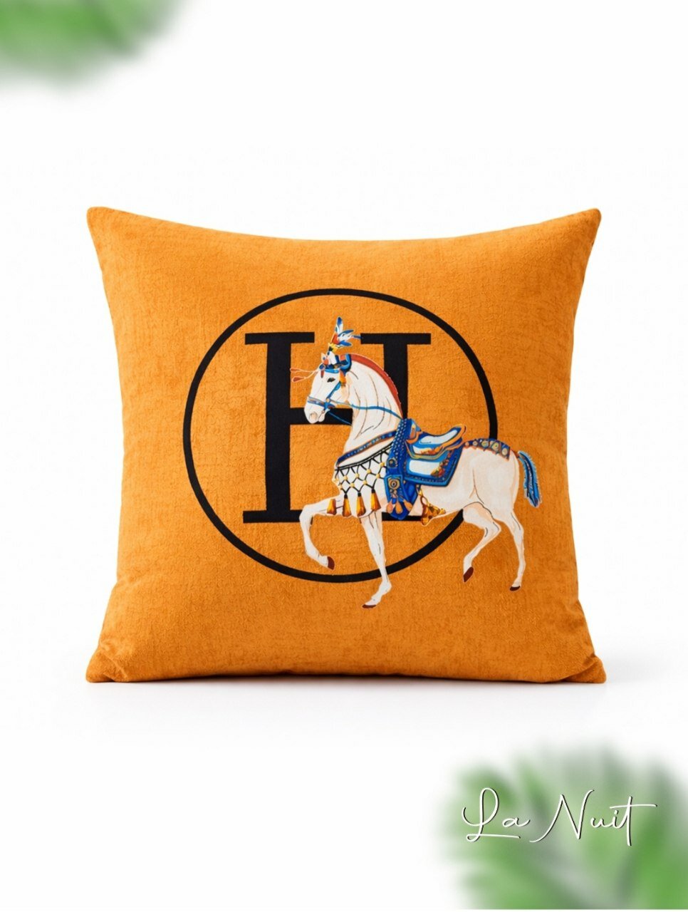 Декоративная подушка, "La Nuit", брендовый дизайн, 50х50 см