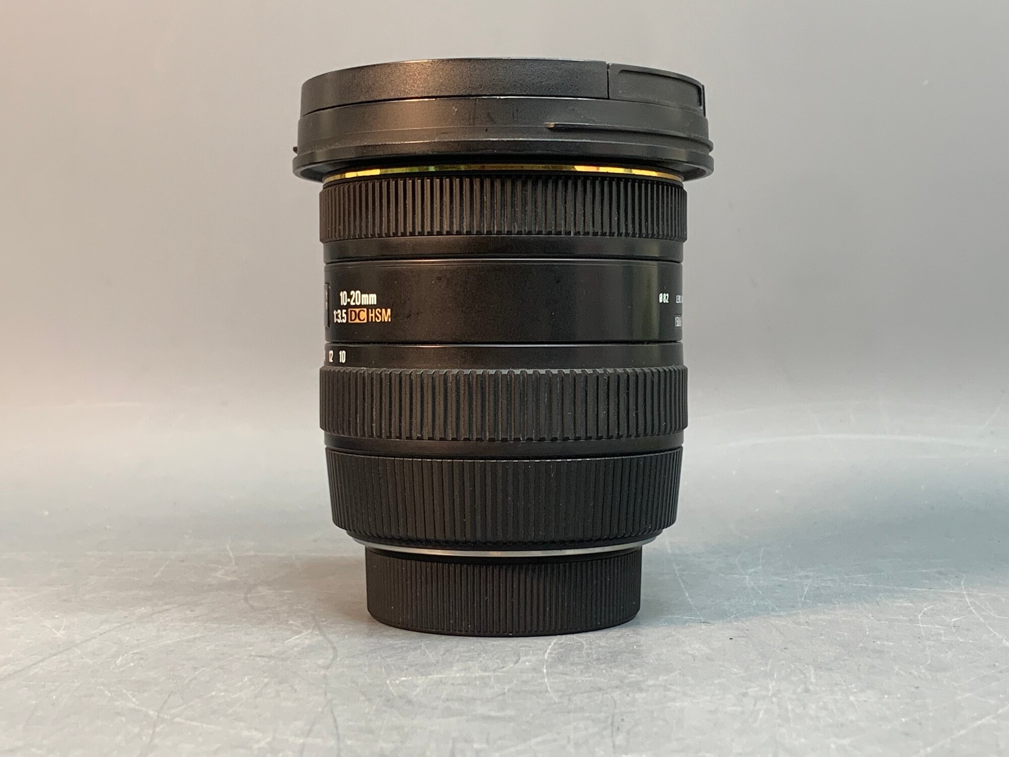 Sigma 10-20mm 1:4-5.6 DC HSM — купить по низкой цене на Яндекс Маркете
