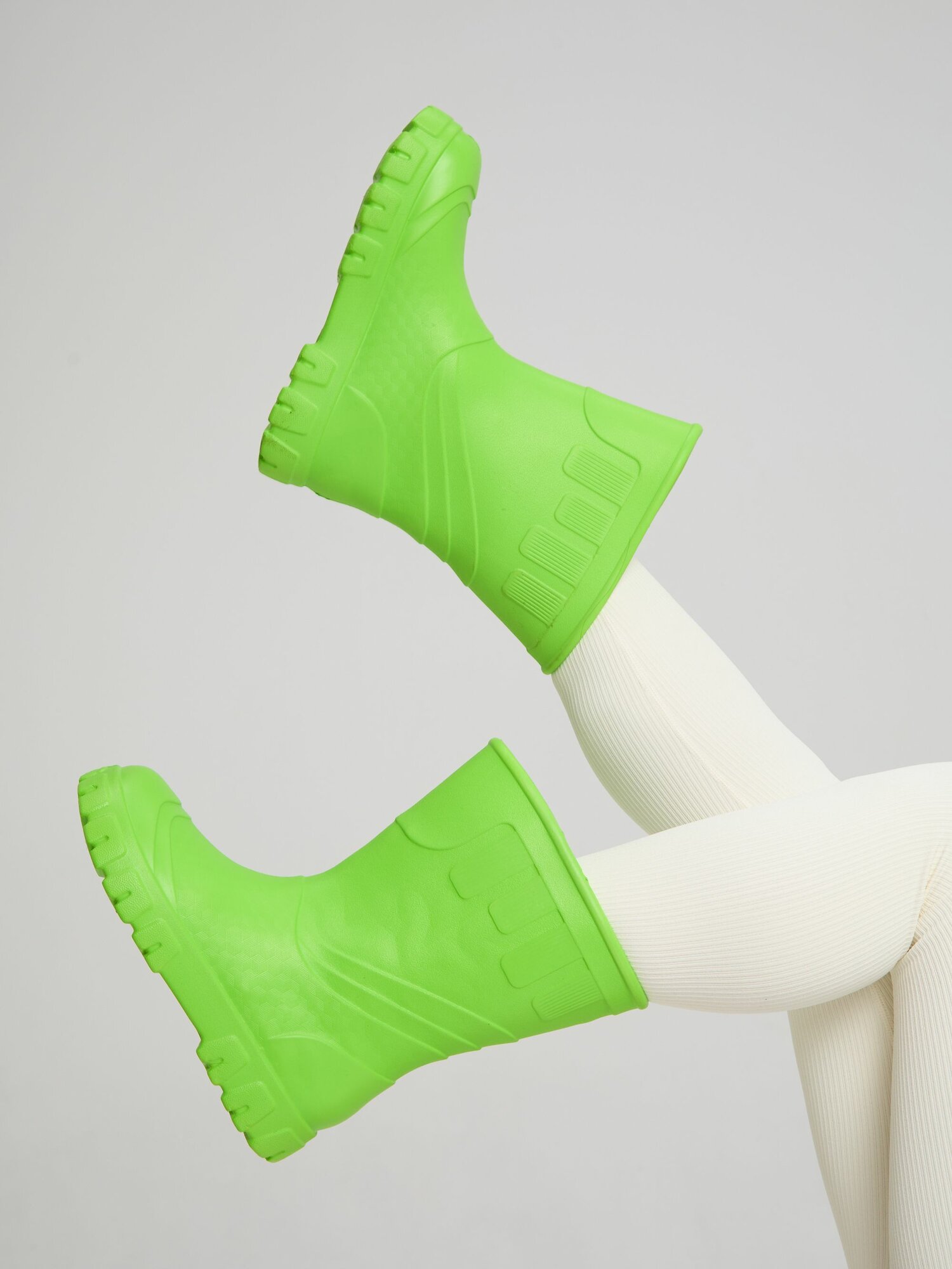 Сапоги КОЛЕСНИК  размер 37 38  салатовый