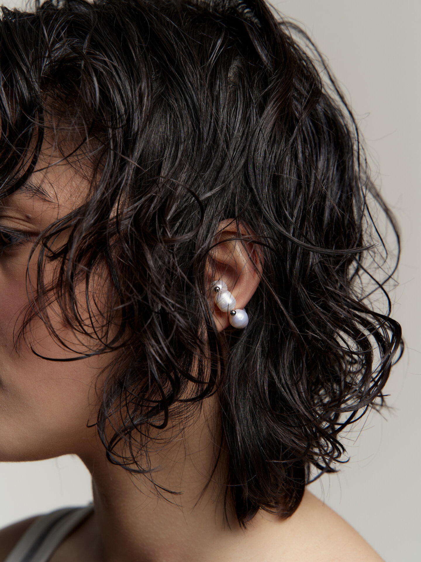 Моносерьга кафф RESURS, жемчуг пресноводный, белый — фото 1