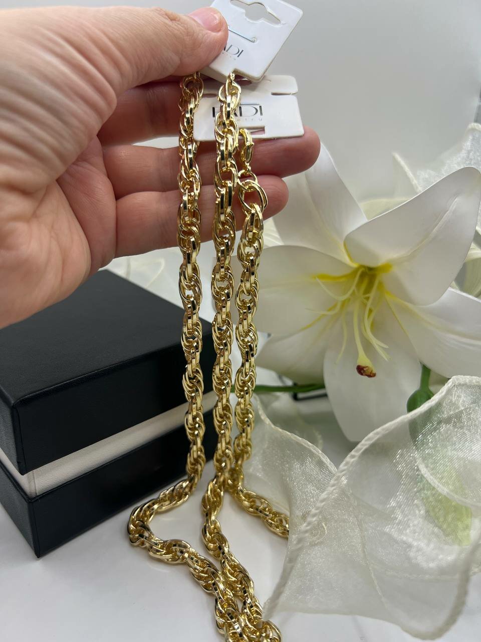 Комплект бижутерии: браслет, колье