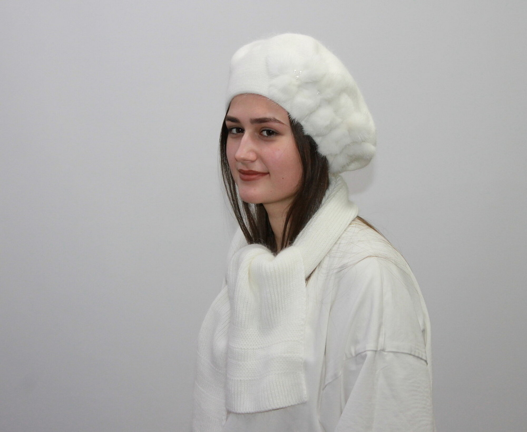 Комплект с головным убором Мария Комплект из ангоры для женщин