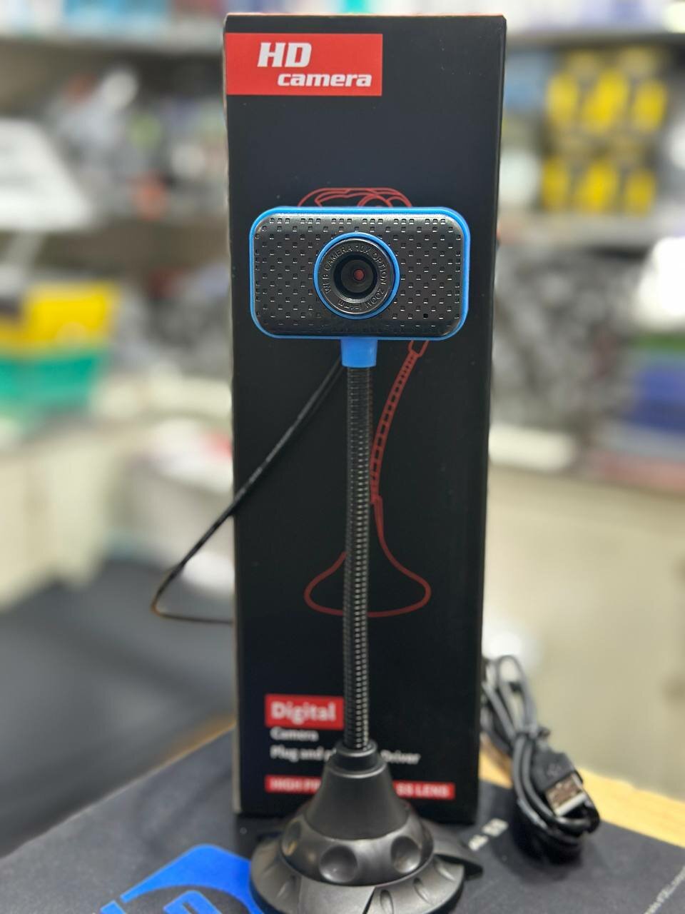 Веб-камера, с микрофоном, USB, 640х480, автоматическая фокусировка, черная