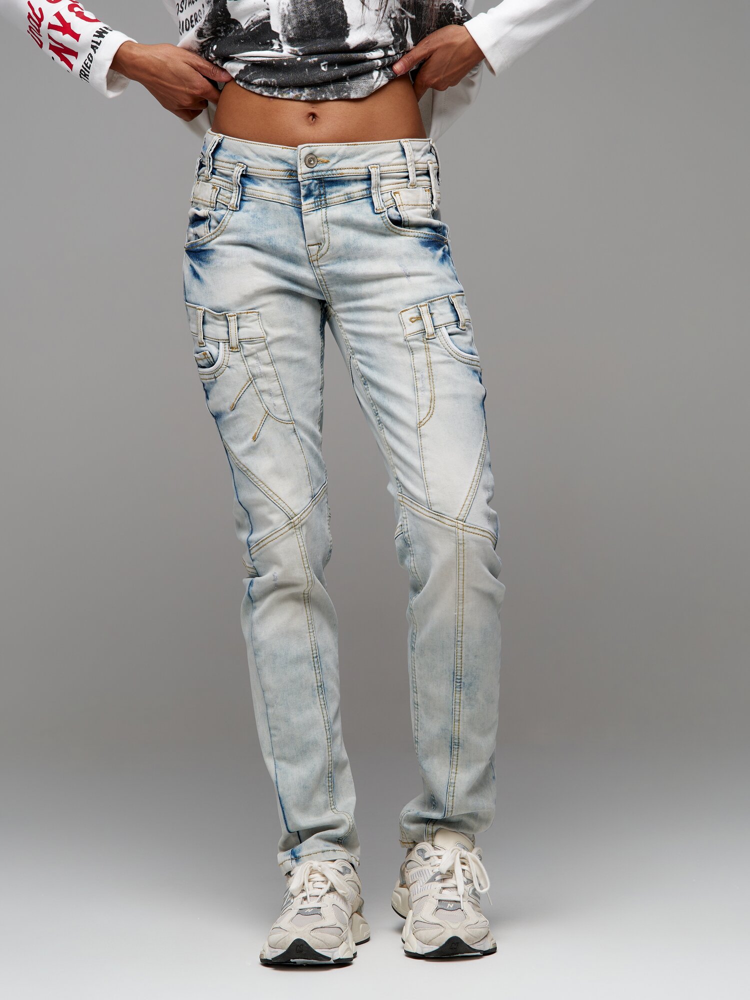 Джинсы скинни Cipo & Baxx