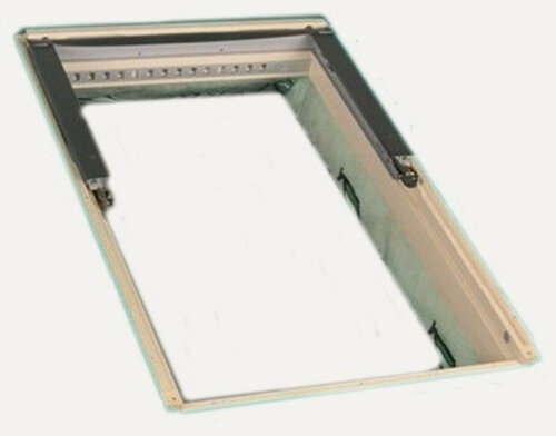 Изображение товара Оклад Fakro EZV-A/EZV-P 940х1180 мм для профилированных плоских кровельных материалов