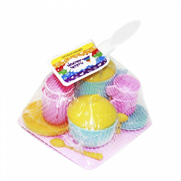 Набор посуды Пластмастер Праздник 21072 — фото 1