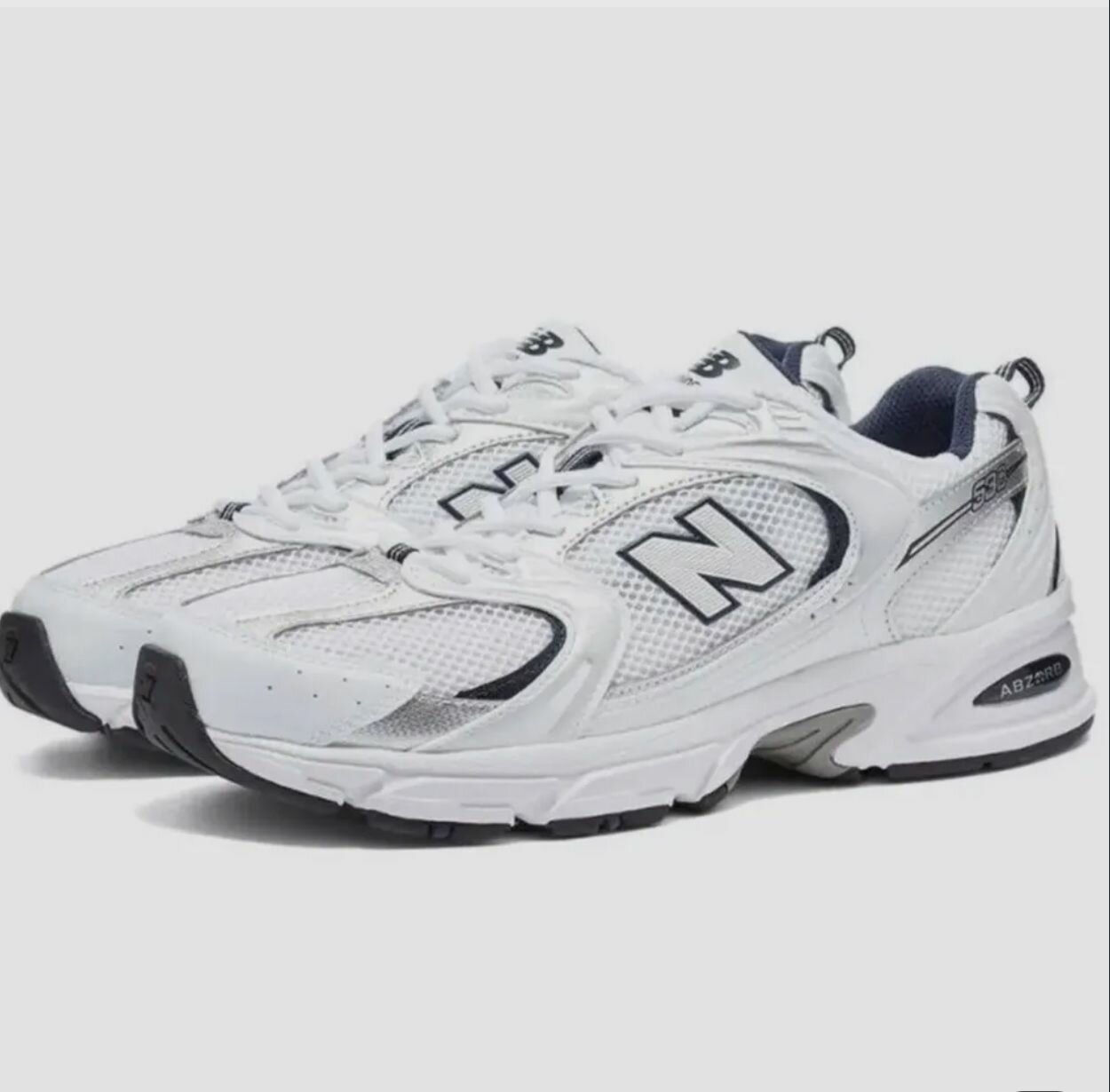 Кроссовки New Balance New Balance 530, размер 38 EU,на стопу 23,5см, белый с серебром — фото 1