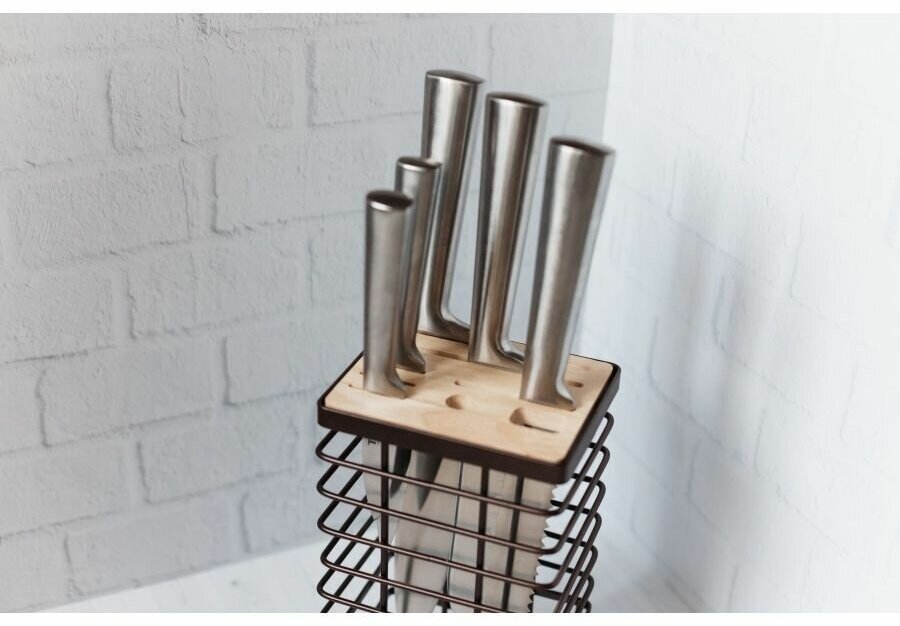 Подставка для ножей кухонная металлическая с бамбуком Nettes Hause - фотография № 4