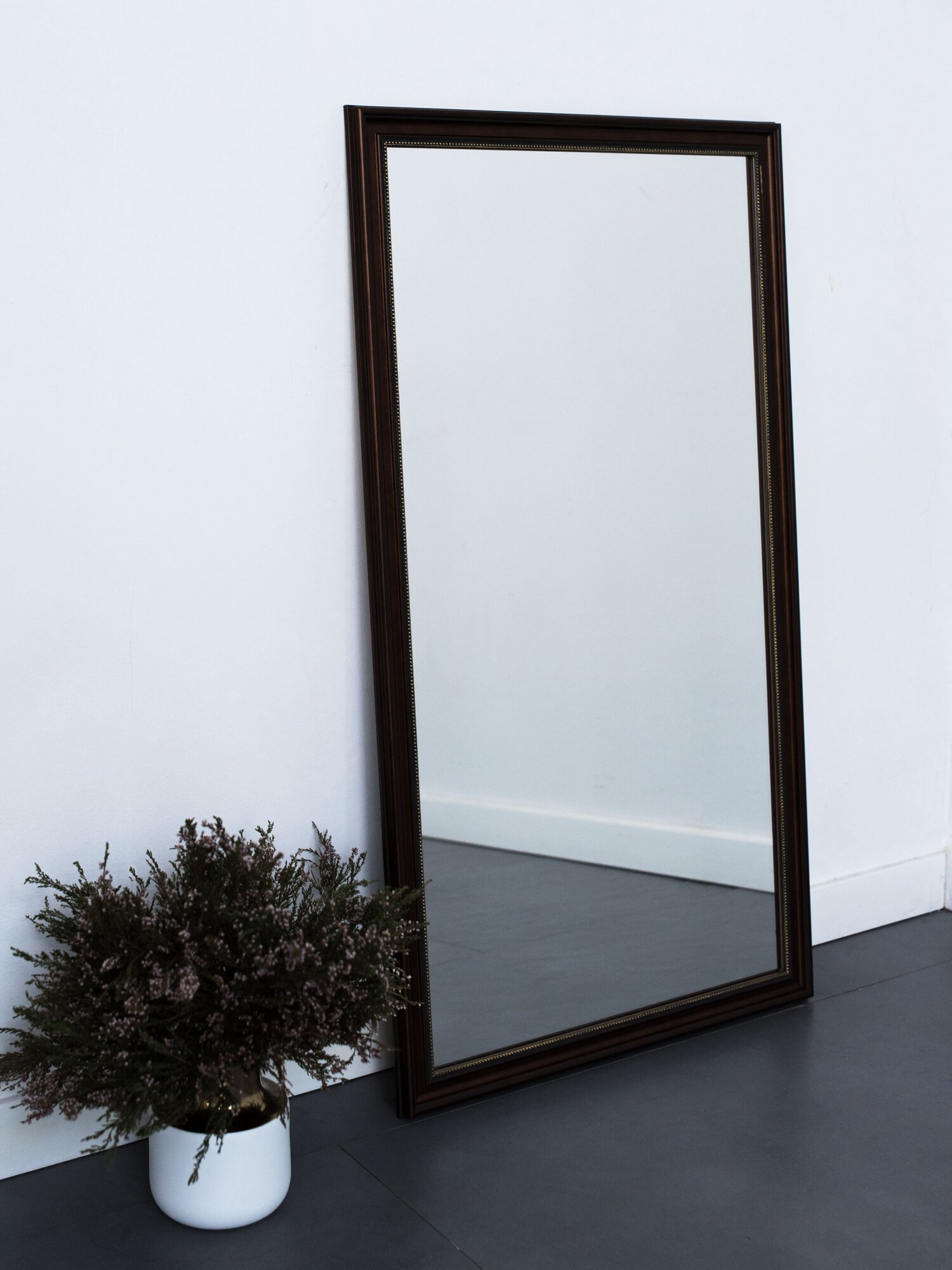 Зеркало декоративное настенное Salendo 50x90, коричневый - фотография № 1