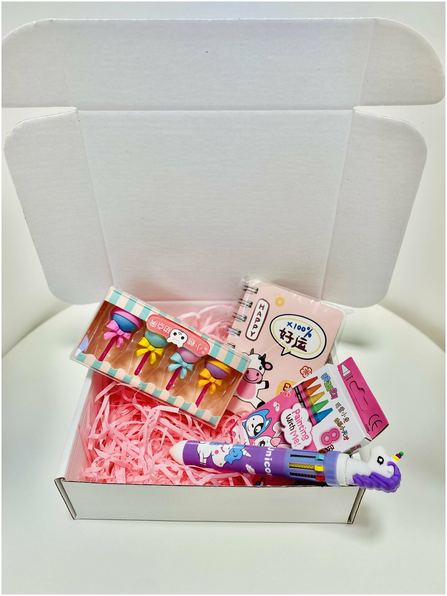 Детский подарочный сюрприз бокс MVDream подарочный набор для мальчика/девочки с игрушками из 4-х предметов