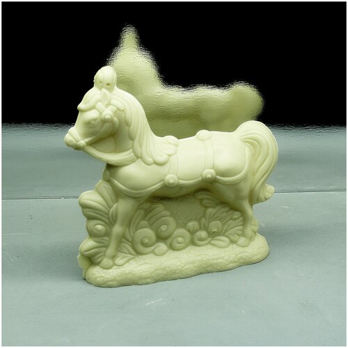 Подарочная шоколадная фигура Frade/Фраде - Лошадь 151гр (белый)