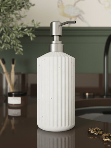 Изображение товара Дозатор для жидкого мыла Chloe Slim с металлической хромовой помпой 250 мл, бетон, белый матовый