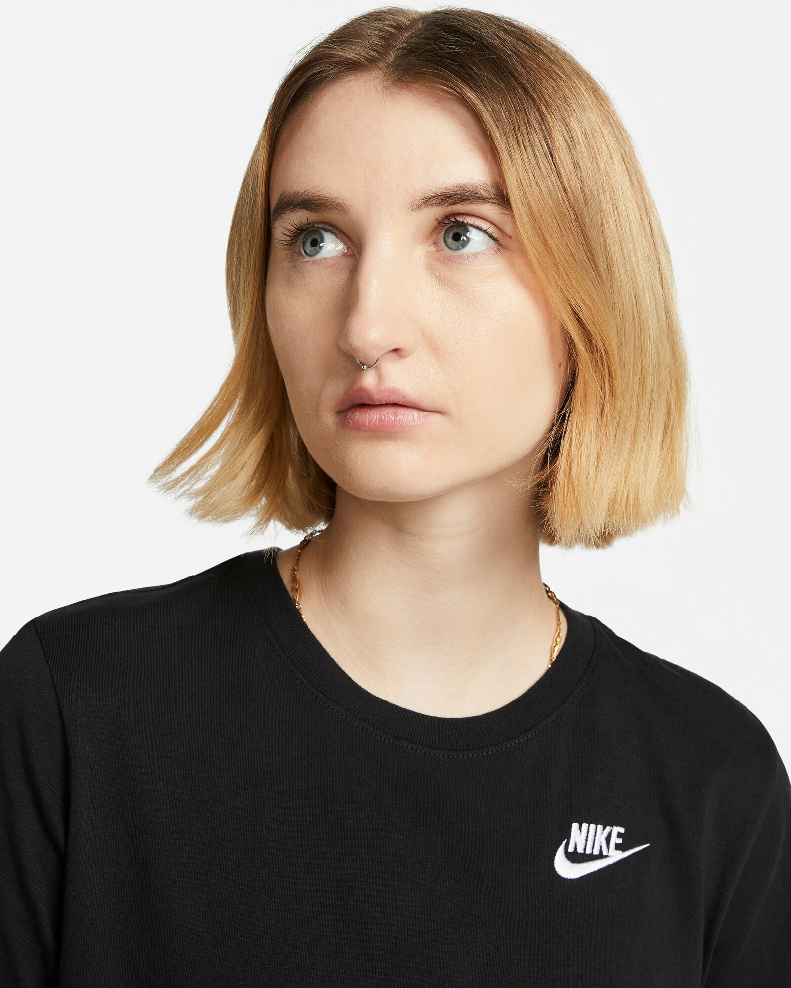 Футболка NIKE Club Essentials, 1 шт., размер XS, черный — фото 1