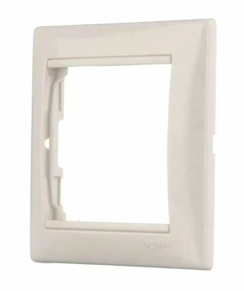 Рамка 1 пост слоновая кость VALENA Legrand 774351 — фото 1