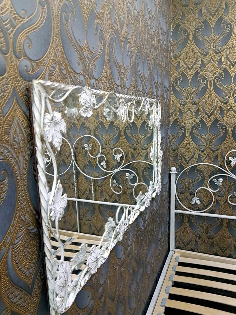 Зеркало кованое, Студия кованой мебели Нива, цвет белый/бронза — фото 1