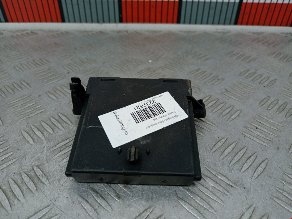 Блок комфорта Volkswagen Touran 1 1K0907530AD арт. 2232621