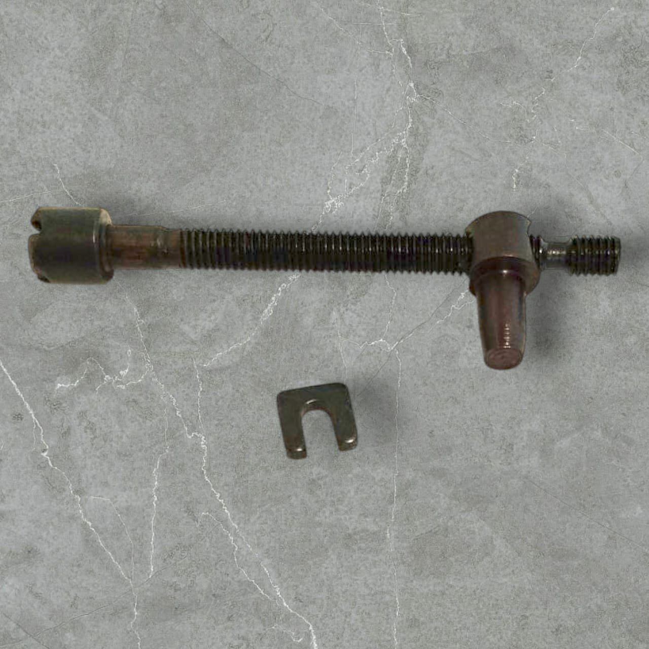 Комплект: Натяжитель цепи для бензопилы 38cc3800-38164500-520045-52см3