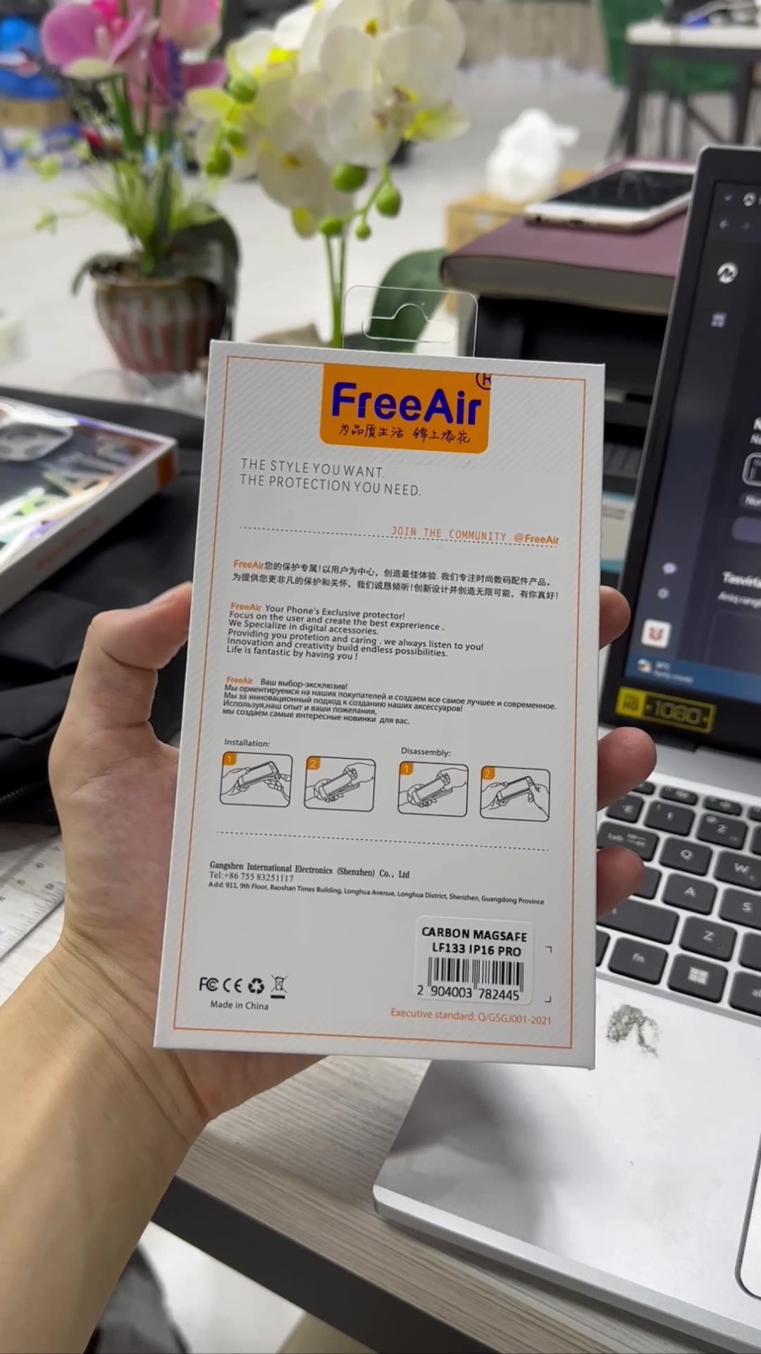 Чехол карбон для iPhone 15 Pro, MoonRise(cиний), FreeAir (ОРИГИНАЛ), с MagSafe, очень лёгкий и прочный. — фото 1