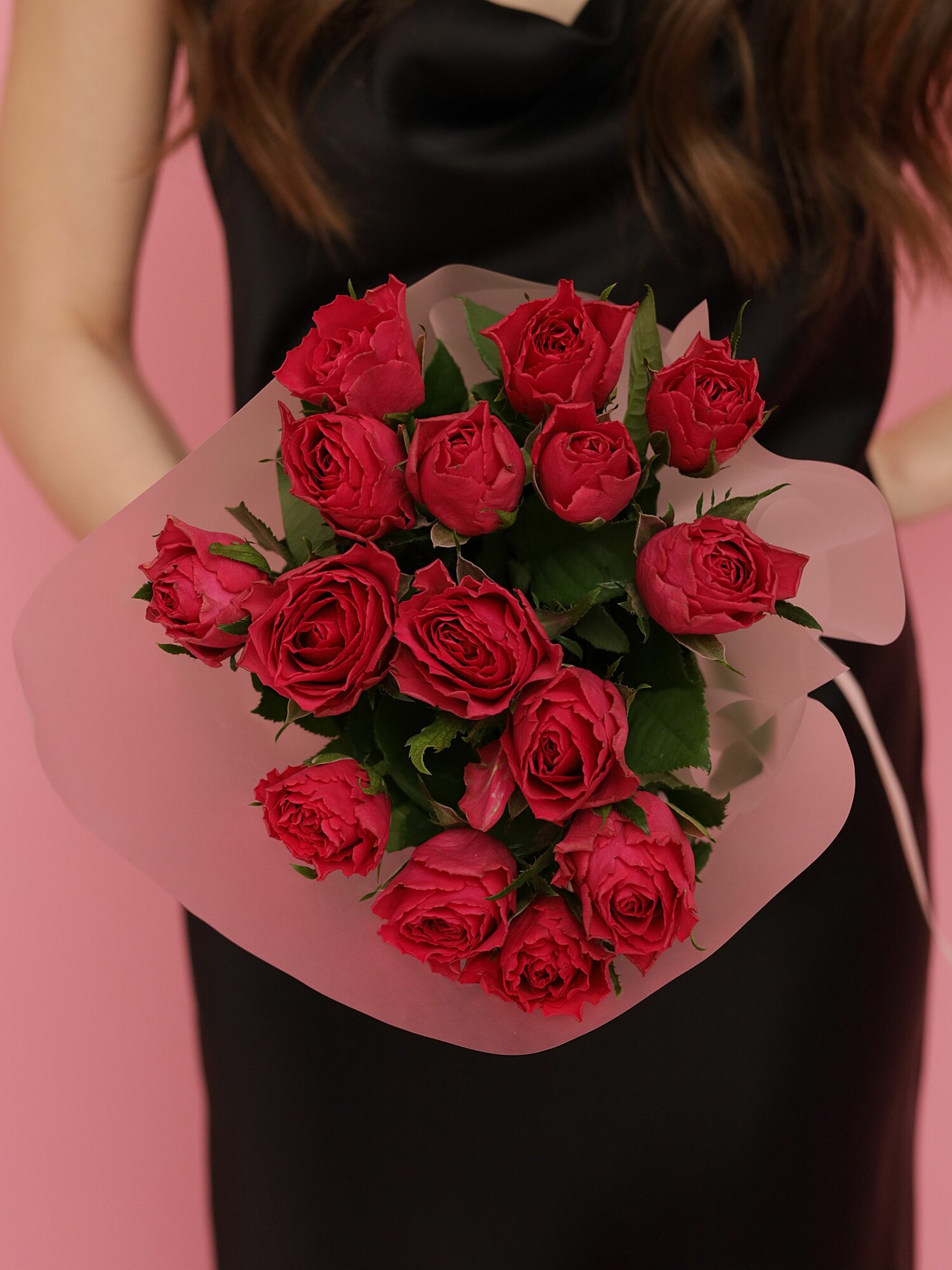 Букет из 15 роз Цвет Малиновая 40 см