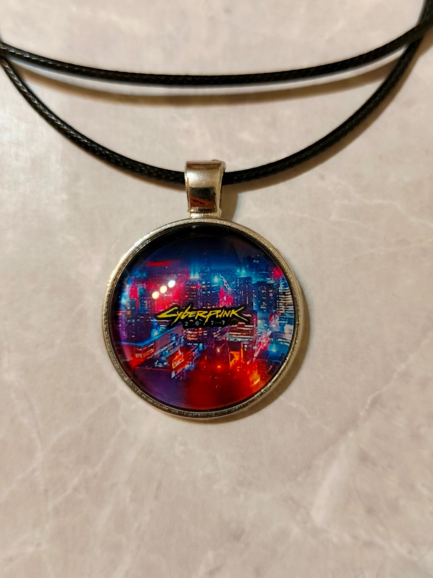 Колье, стекло