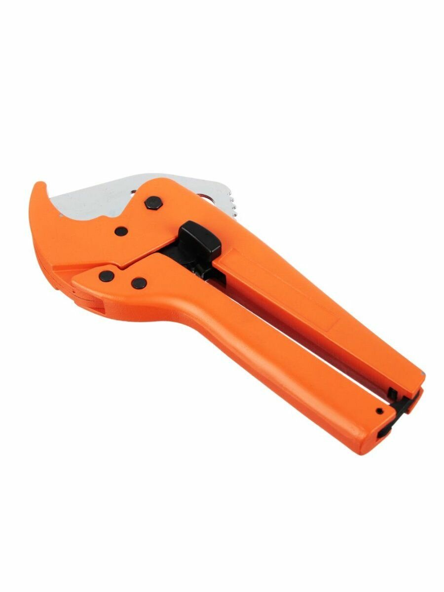 Резак пластиковых труб ермак 653-250  PC-207 42мм