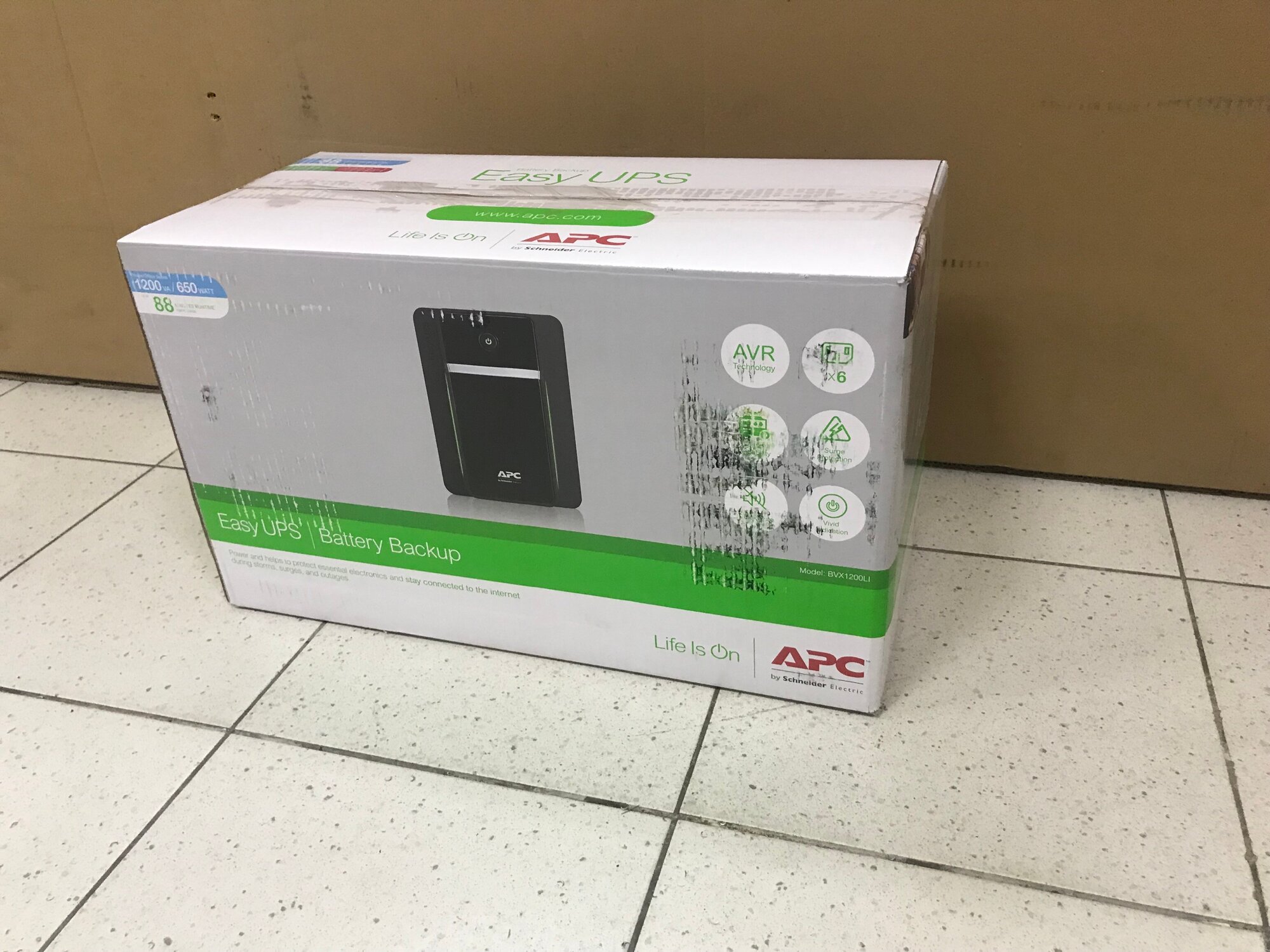 Источник бесперебойного питания APC Easy-UPS BVX1200LI 1200VA 650W Line Interactive