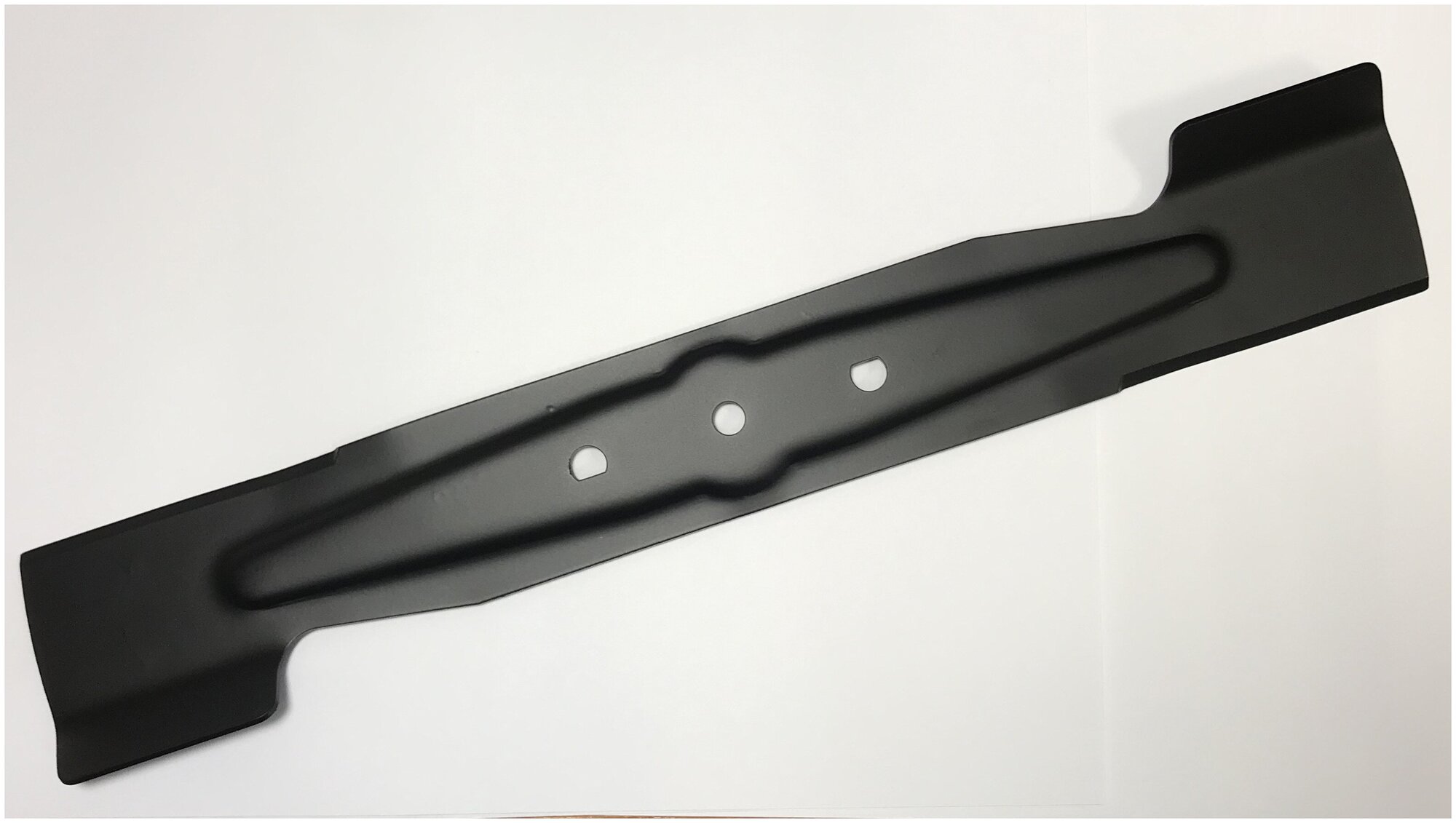 Нож для газонокосилки MAKITA ELM3720 (YA00000732)