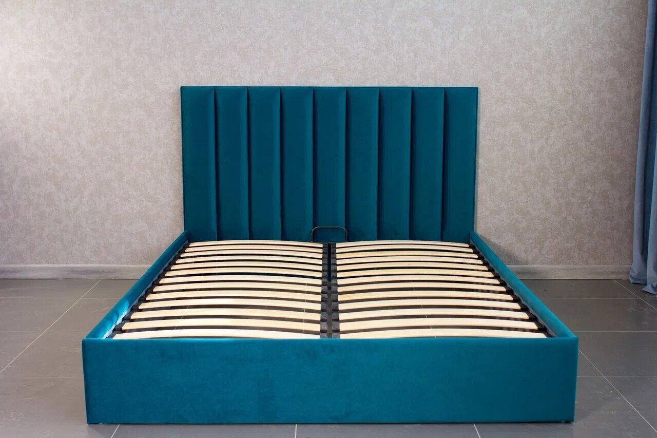 VIERO Кровать Бриз мягкое изголовье с размером спального места 140х200 с ортопедическим основанием, без подъемного механизма