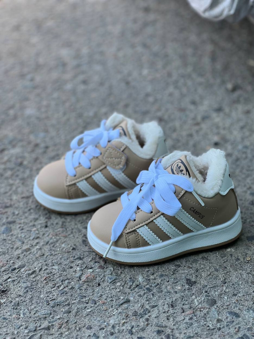 Кроссовки Кроссовки