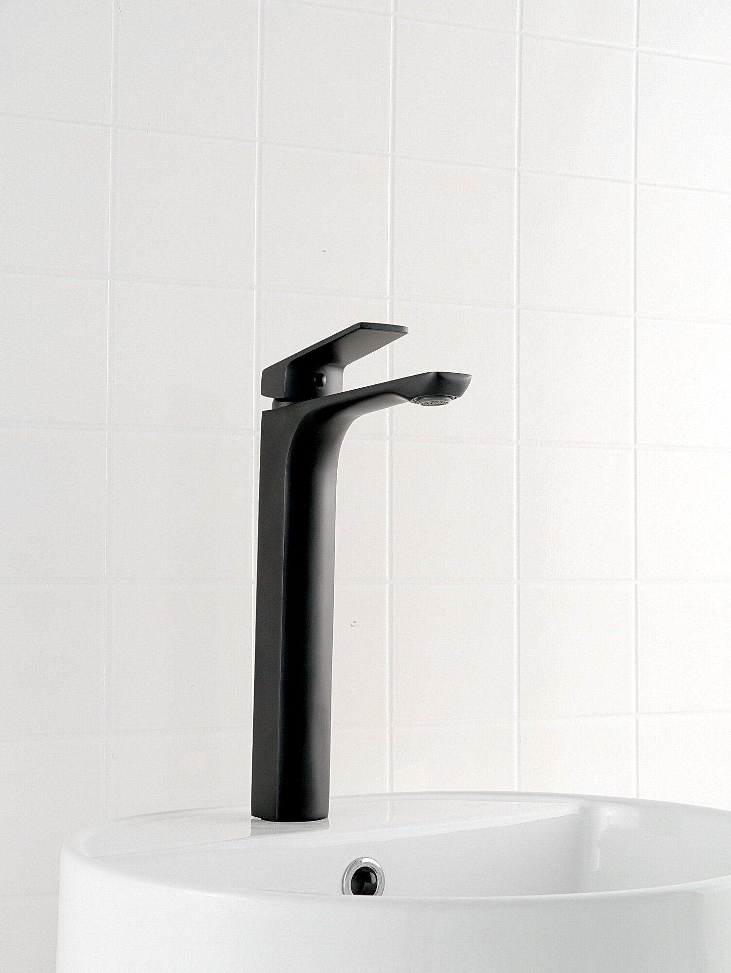 Смеситель для раковины Diadonna, латунь, чёрный, рычажное управление, гибкий монтаж — фото 1