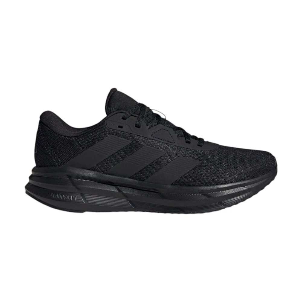 Кроссовки adidas, размер 42 EU