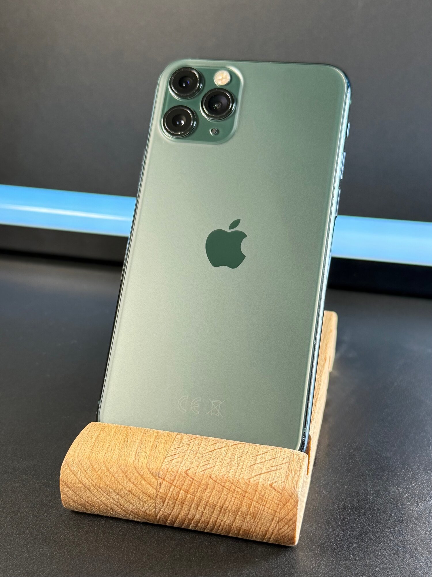Смартфон Apple iPhone 11 Pro, 256gb, Midnight Green, RU, nano SIM + eSIM