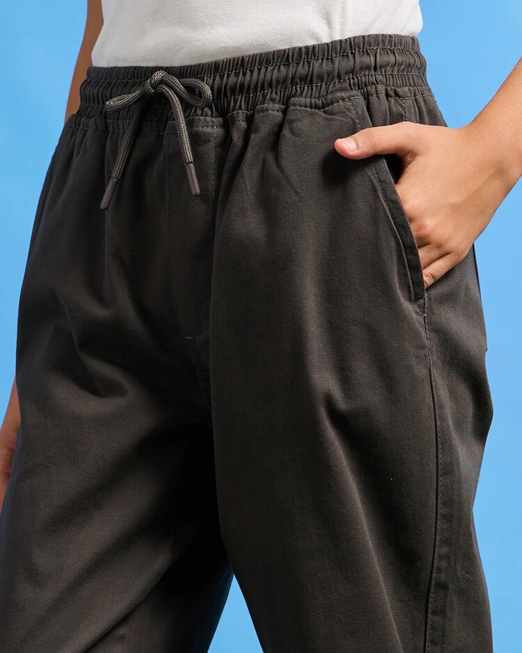 Брюки REDTAG, размер 13-14 лет, графит — фото 1