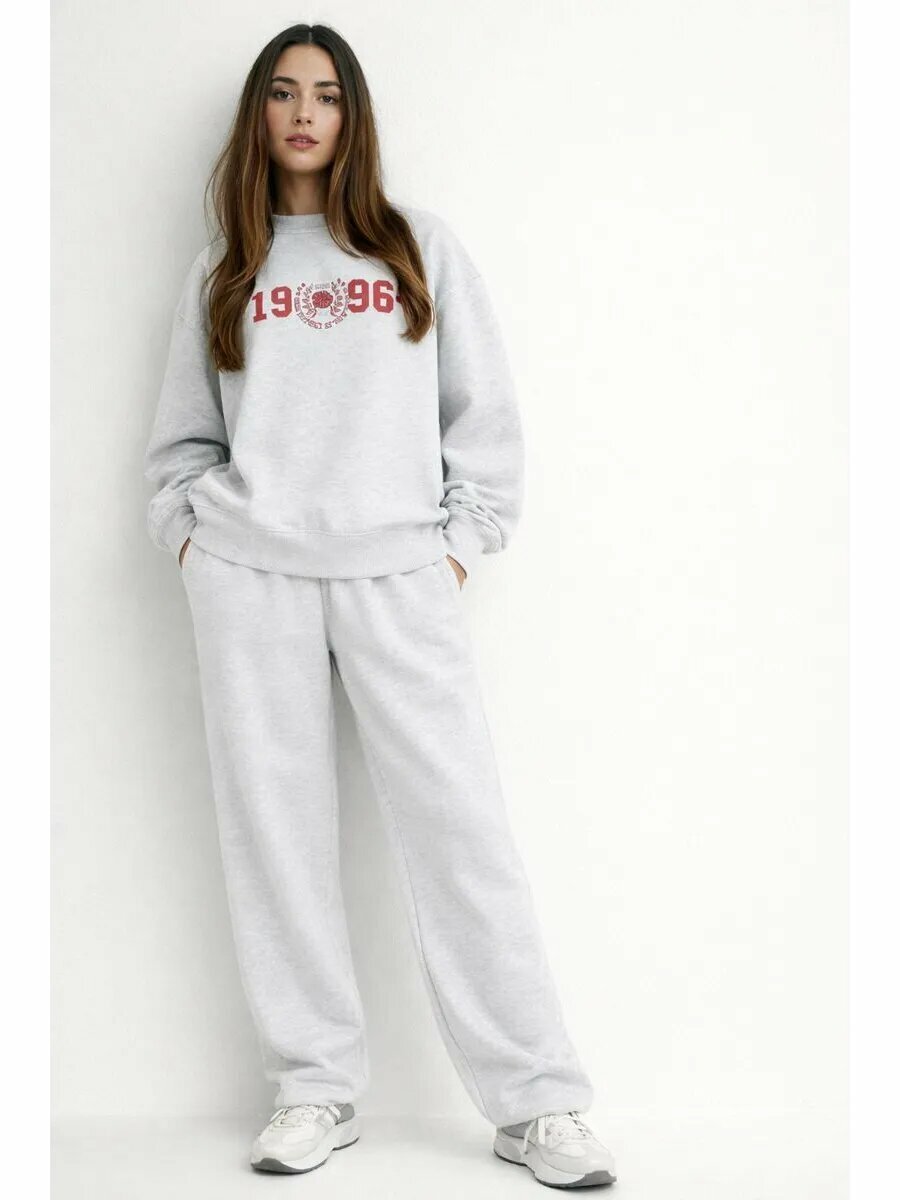 Костюм спортивный для женщин