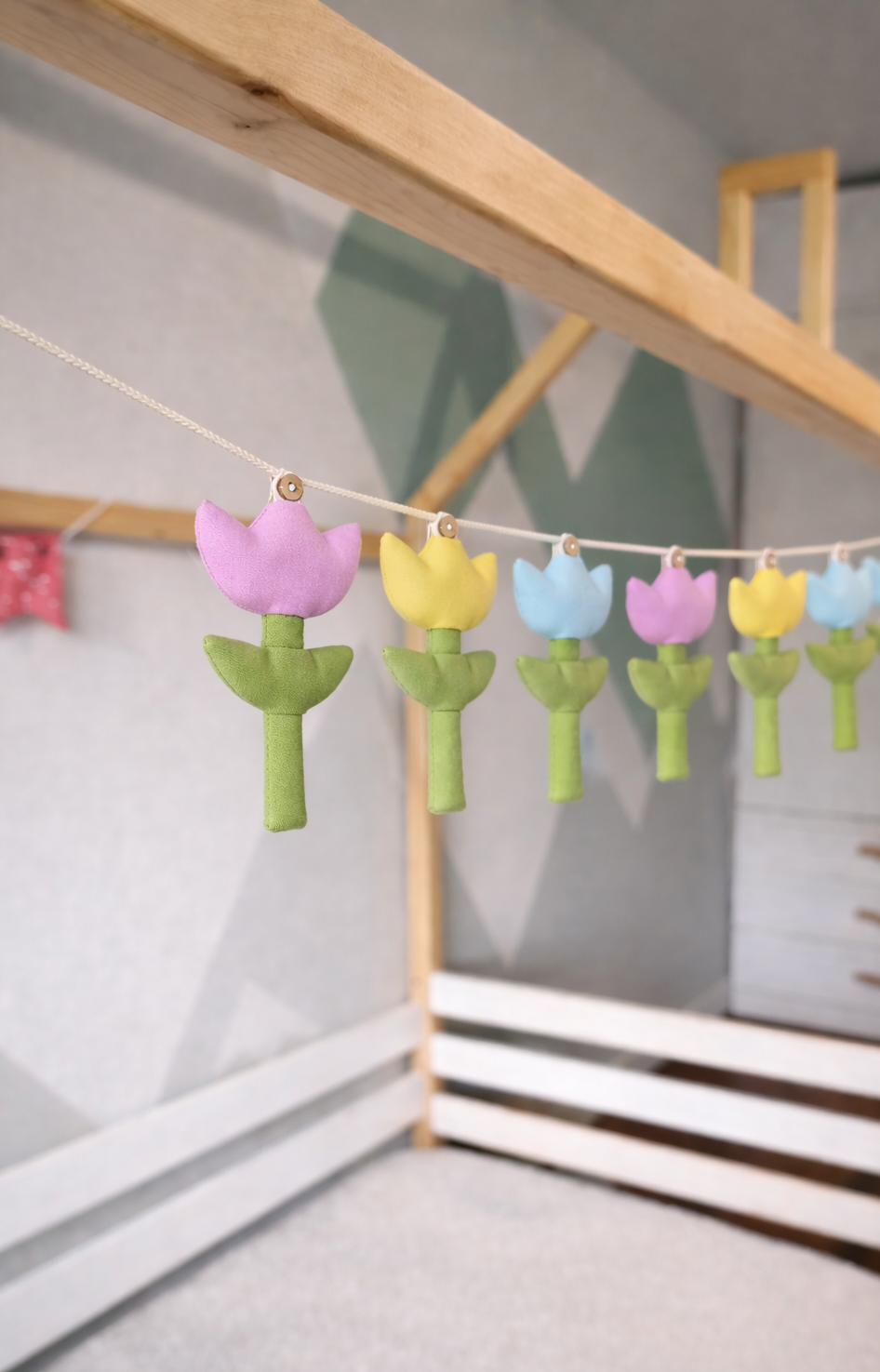 Гирлянда "Цветы", изо льна, для детской, 6 элементов, 2 м, отстегивающиеся элементы